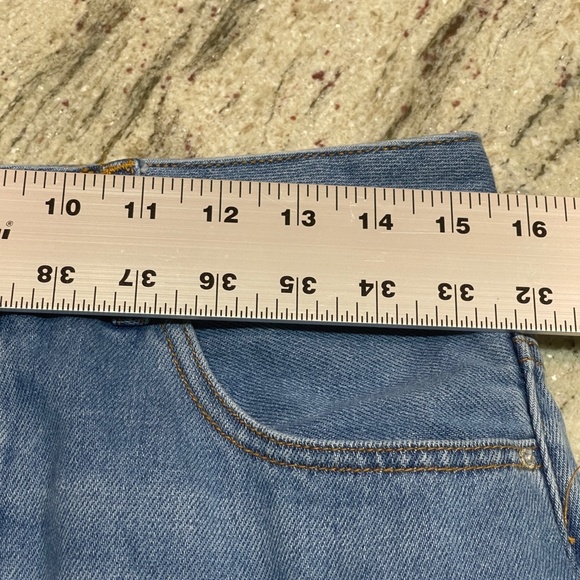 Forever 21 Floral Embroidered Denim Mini Skirt Blue Button Fly Size 30 - Picture 9 of 10